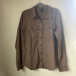 Patagonia Long-Sleeved Organic Cotton Midweight Fjord Flannel Shirt